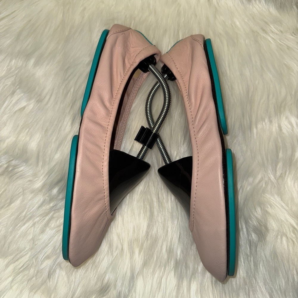 Tieks by Gavrieli- BALLERINA PINK-size 9 - Picture 3 of 7